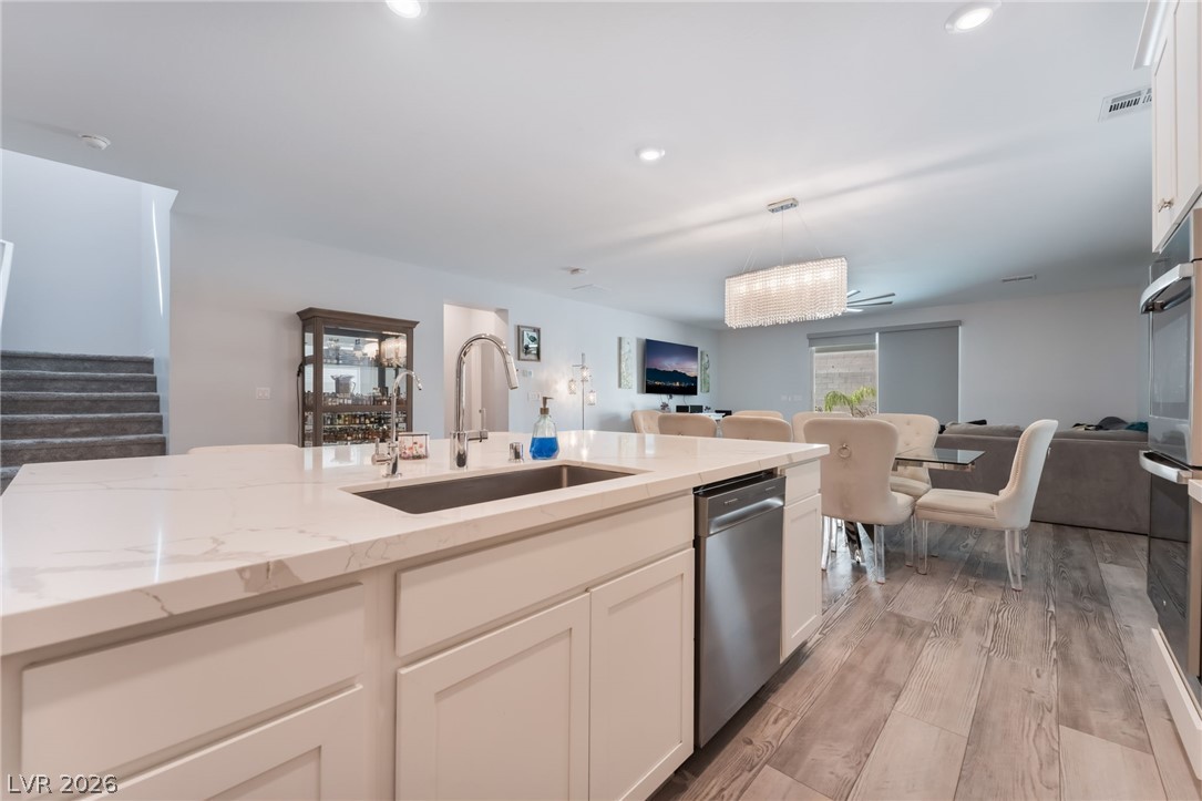 10124 Skye Saddle Avenue Property Photo 13