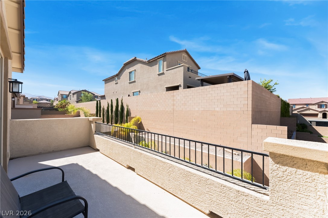 10124 Skye Saddle Avenue Property Photo 33