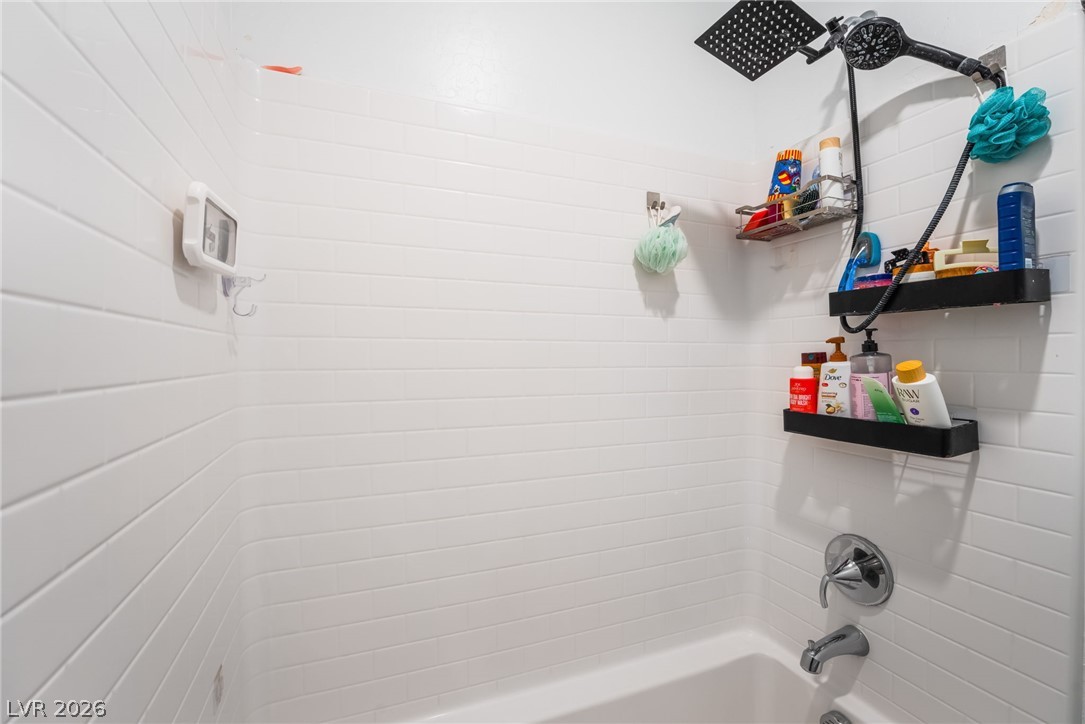 10124 Skye Saddle Avenue Property Photo 39