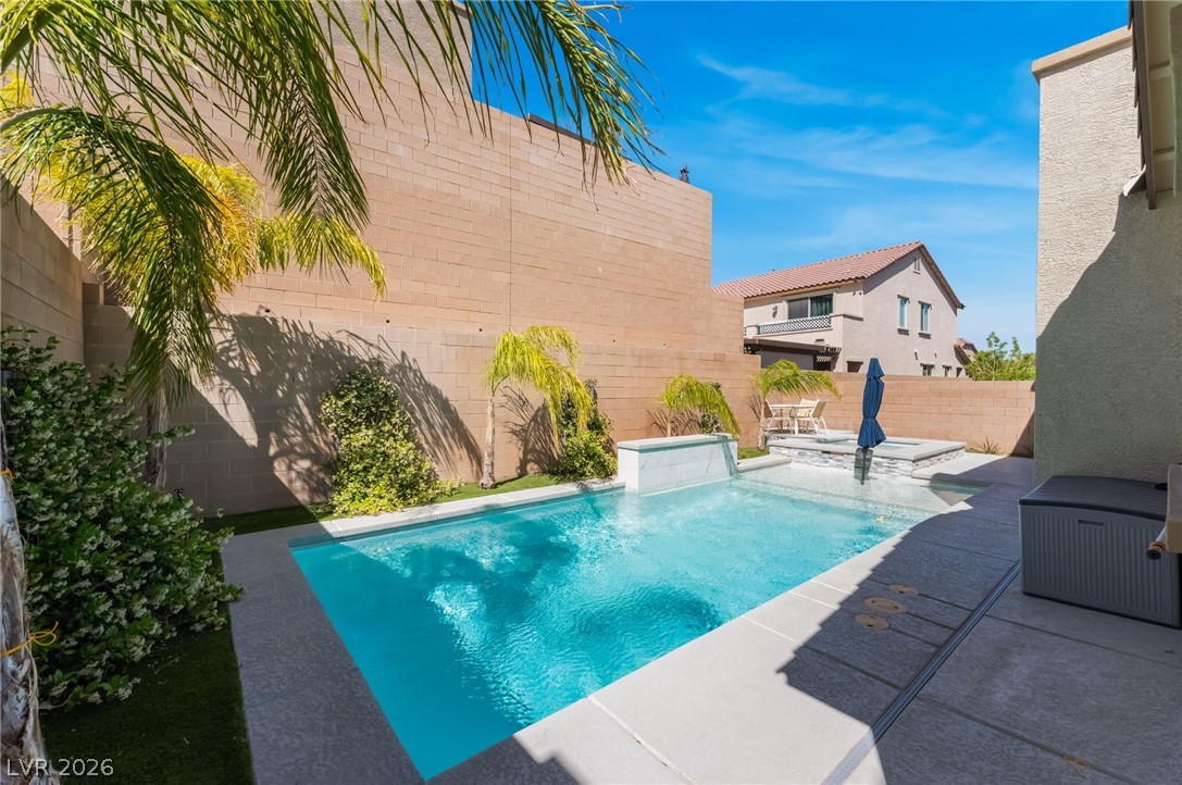 10124 Skye Saddle Avenue Property Photo 44