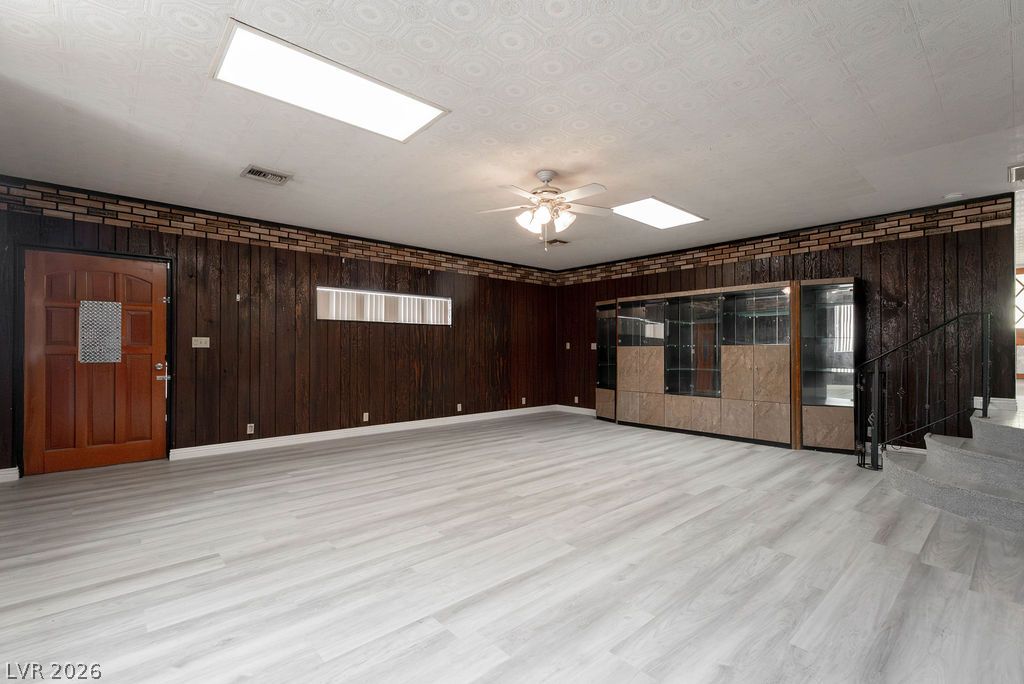 5185 Sun Valley Drive Property Photo 13
