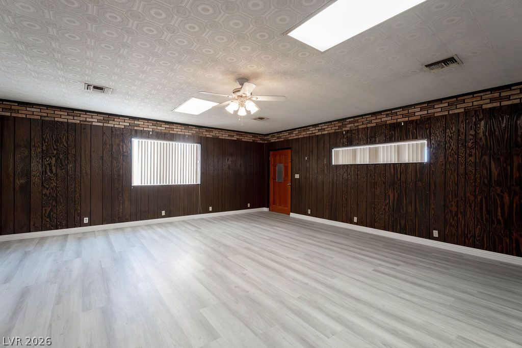5185 Sun Valley Drive Property Photo 16