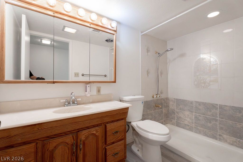 5185 Sun Valley Drive Property Photo 24