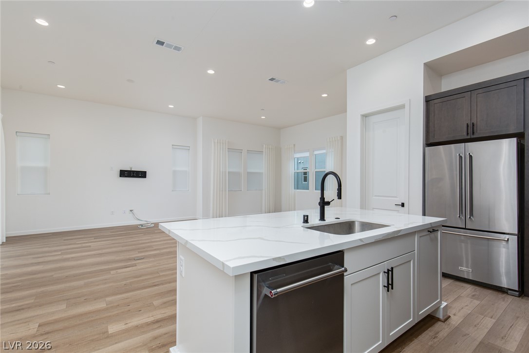 2520 Cracked Stone Street Property Photo 16
