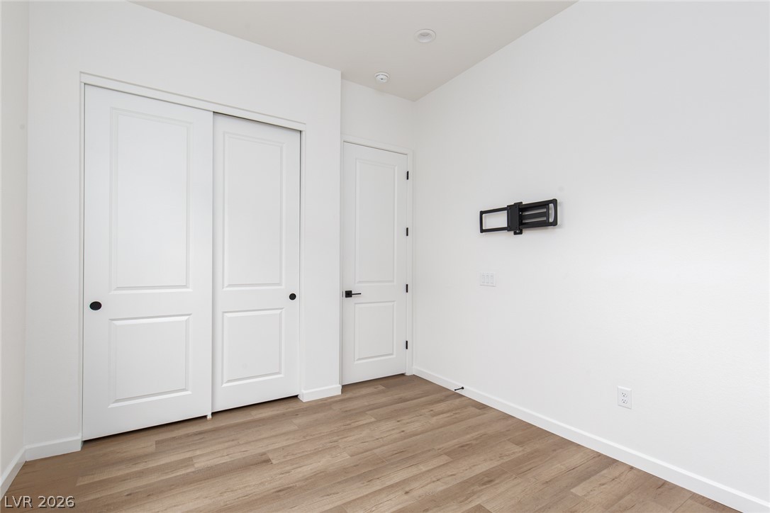 2520 Cracked Stone Street Property Photo 33