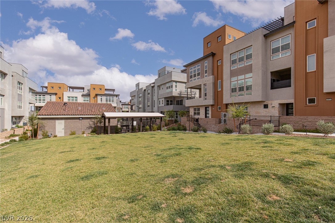 2520 Cracked Stone Street Property Photo 46