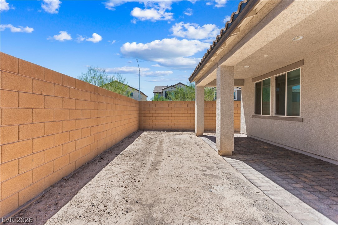 1049 Williamtown Avenue Property Photo 35