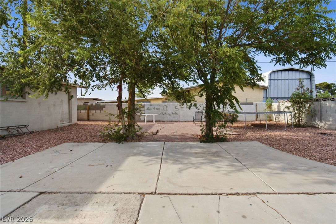 2740 Reynolds Avenue Property Photo 21