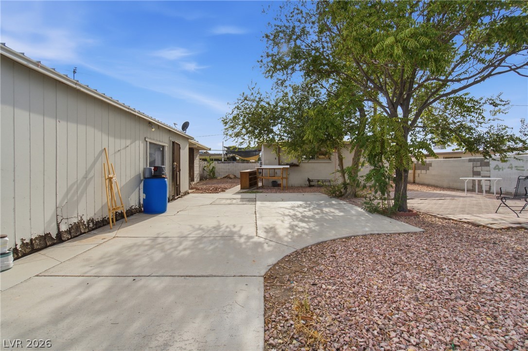 2740 Reynolds Avenue Property Photo 23