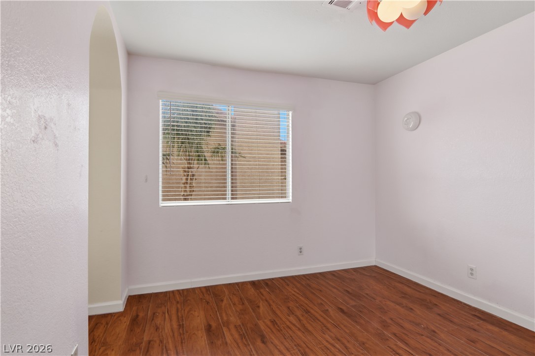 4727 Beaconsfield Street Property Photo 39
