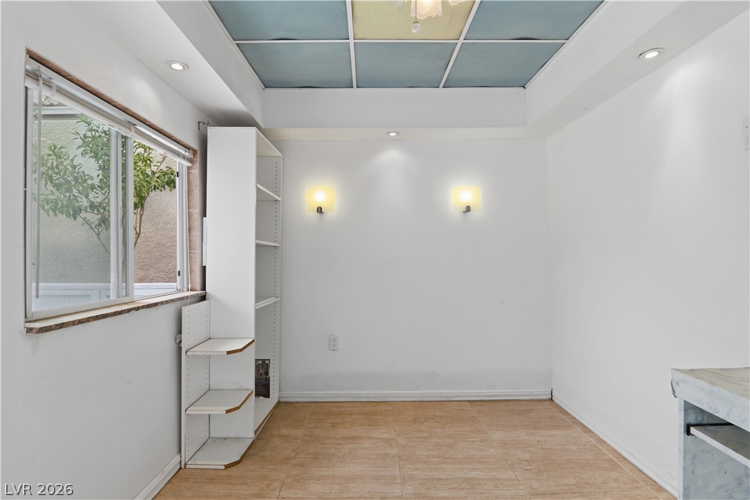 4727 Beaconsfield Street Property Photo 50