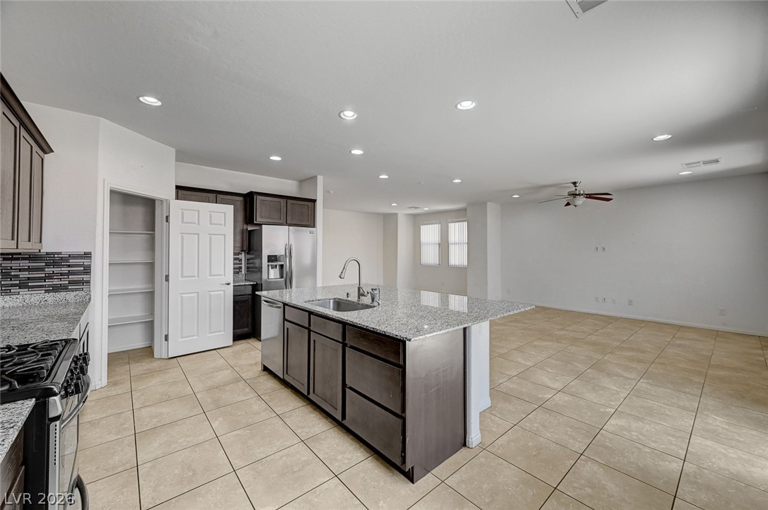 4620 High Anchor Street Property Photo 12