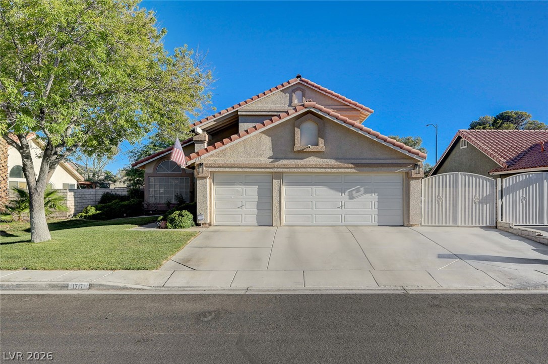 1717 Heather Oaks Way