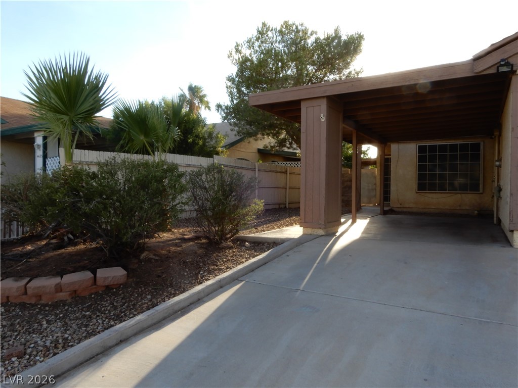 4431 Honeydew Circle Property Photo 2