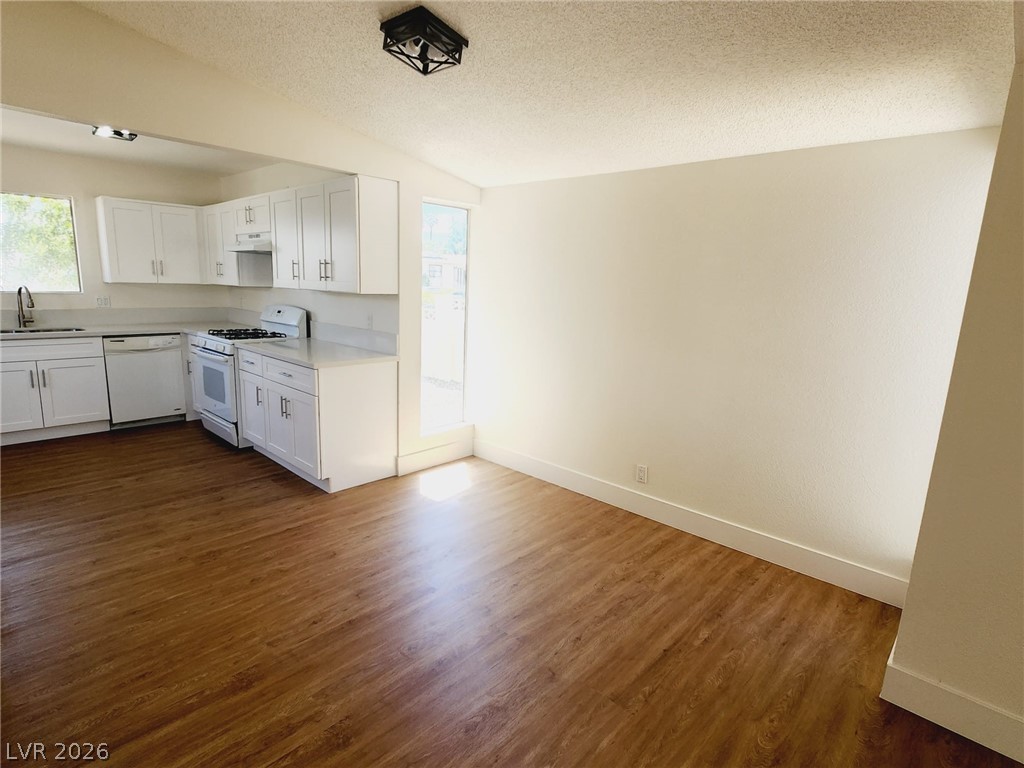 6232 Espinosa Avenue Property Photo 5