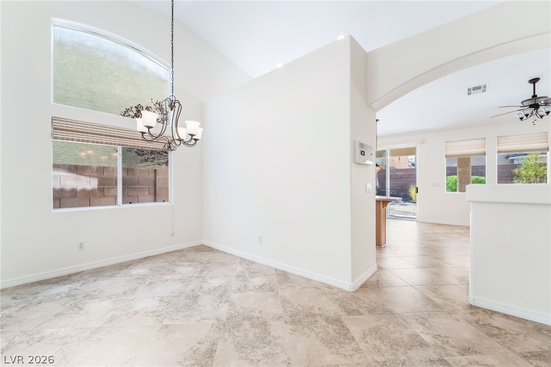 5823 Lazy Days Court Property Photo 8