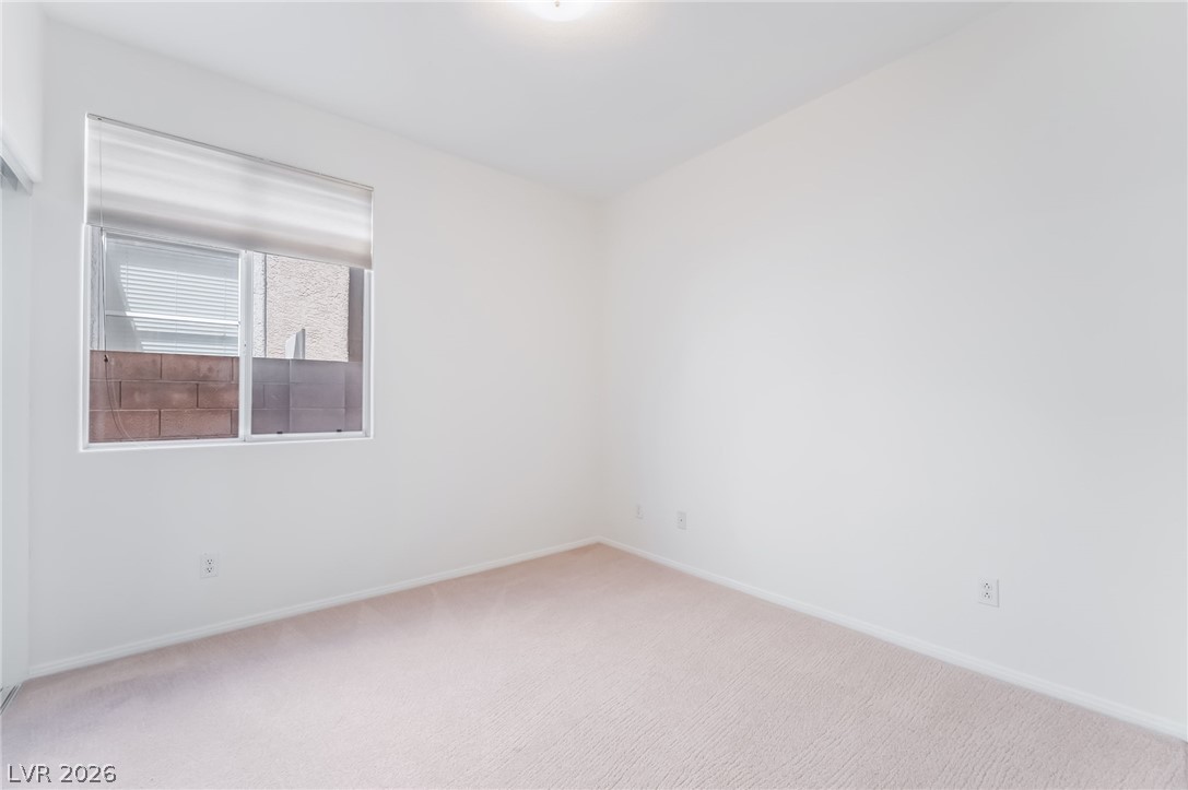 5823 Lazy Days Court Property Photo 31