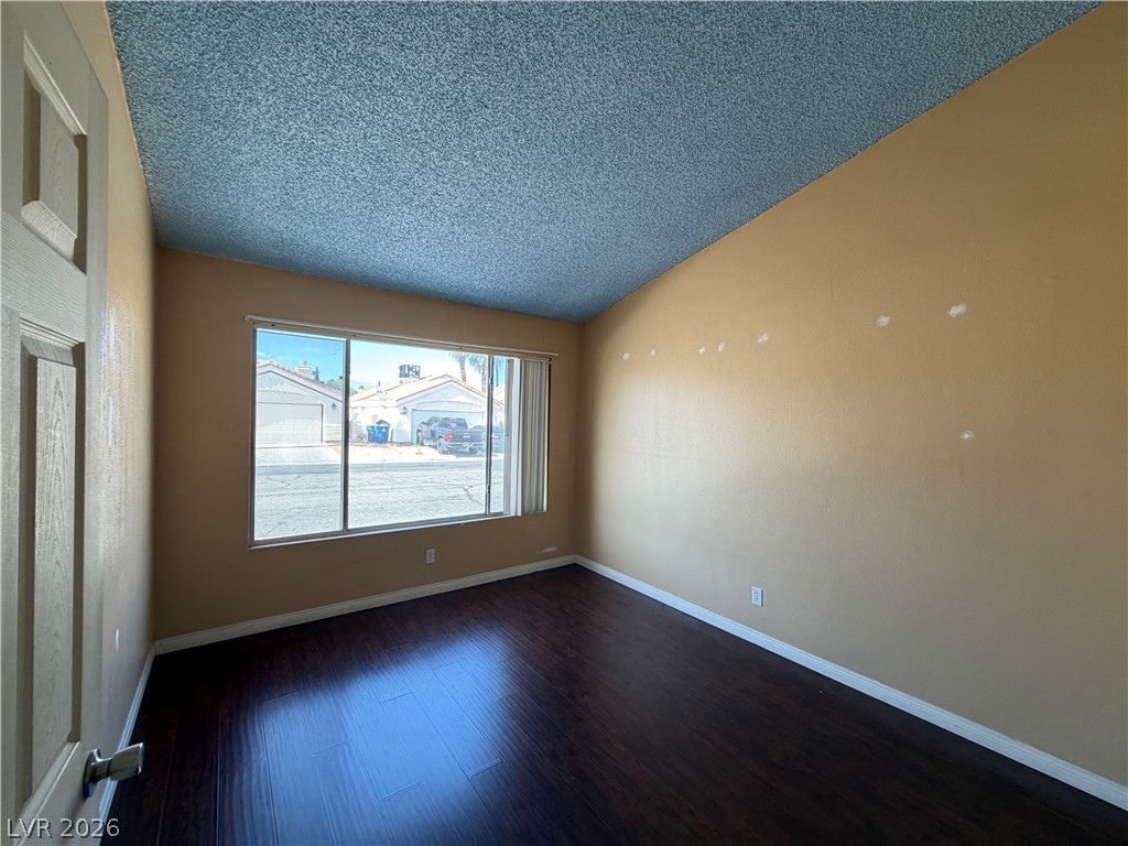 6621 Silvery Avenue Property Photo 17