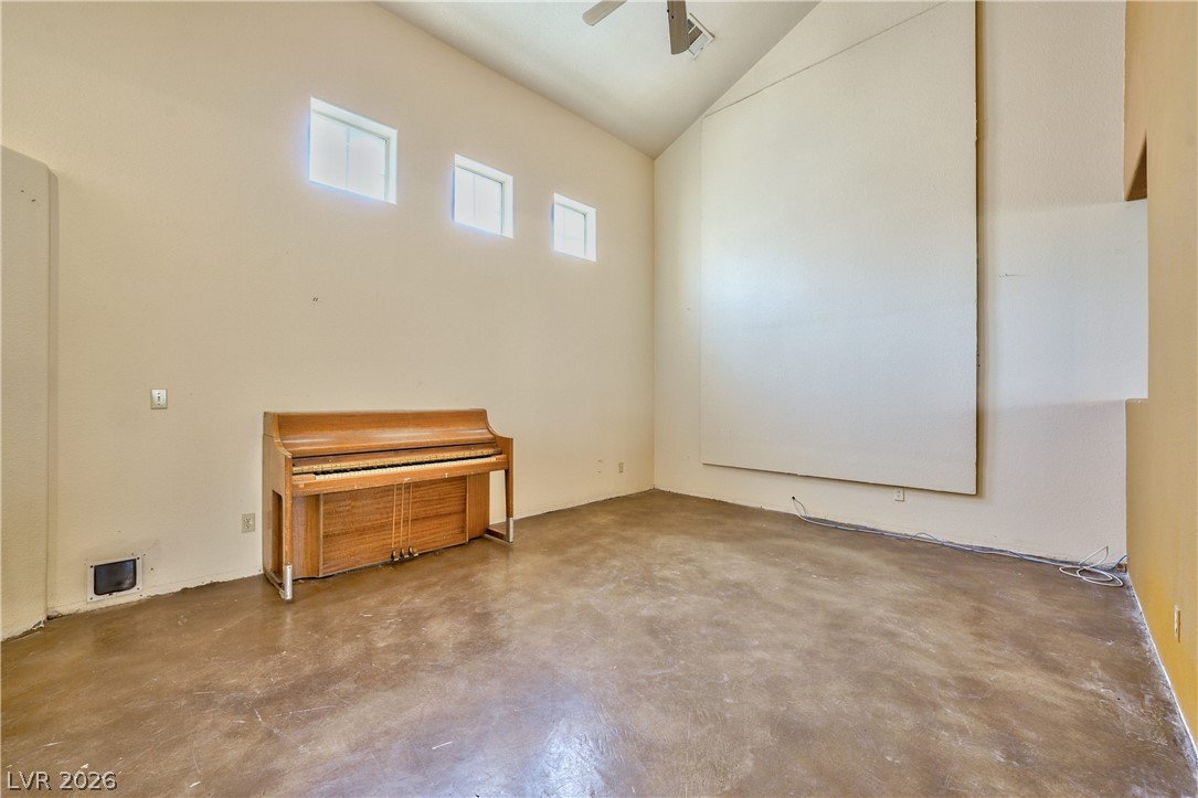 4511 Calico Cliff Court Property Photo 7