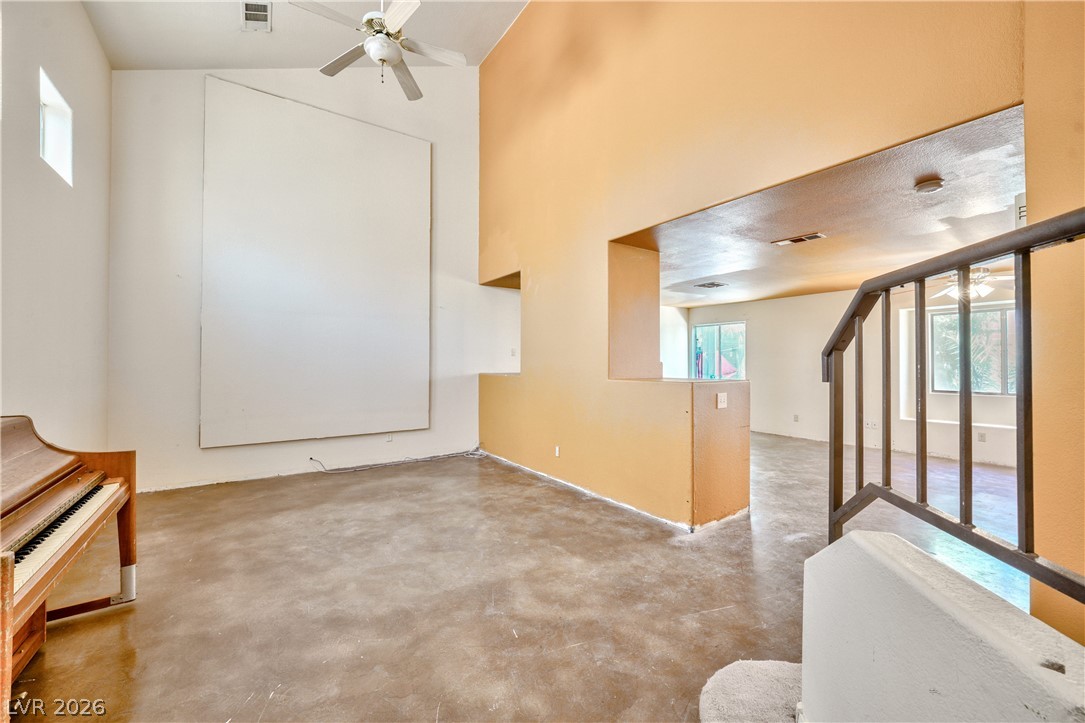 4511 Calico Cliff Court Property Photo 8