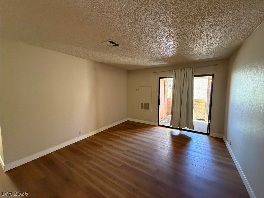 3151 Soaring Gulls Drive 1208 Property Photo 3