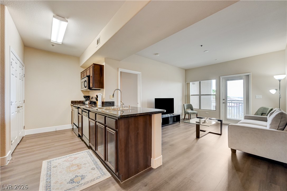 2800620 Property Photo 2