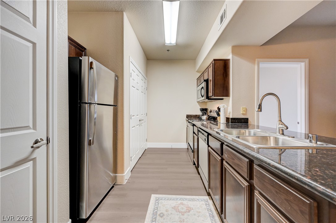 2800620 Property Photo 4