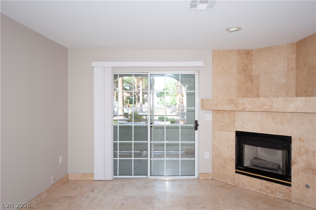 8452 Boseck Drive 187 Property Photo 8