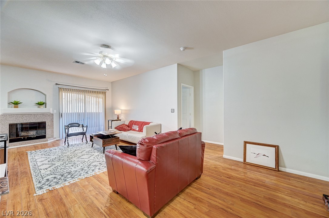 1604 Cardinal Bluff Drive 202 Property Photo 6