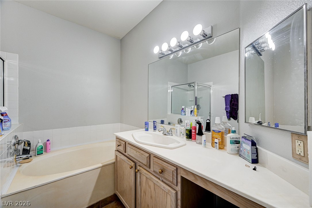 1604 Cardinal Bluff Drive 202 Property Photo 17