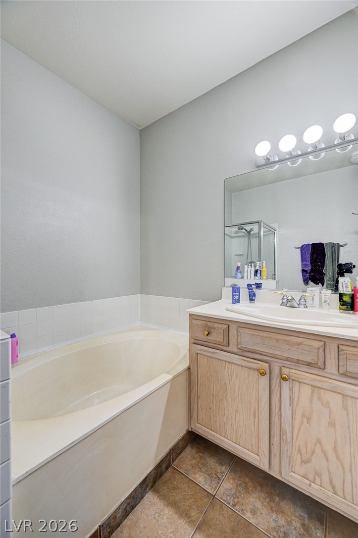 1604 Cardinal Bluff Drive 202 Property Photo 18