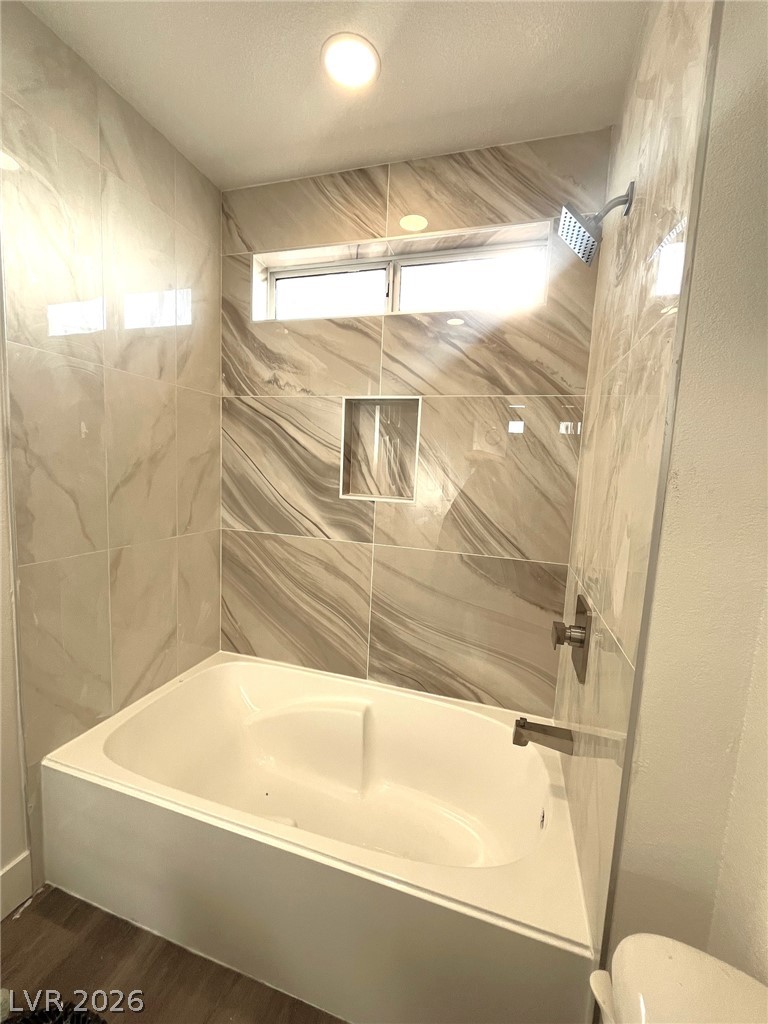 8500 Linderwood Drive Property Photo 23