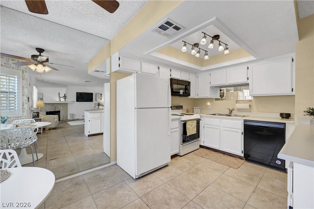 1108 North Cimarron Road 101 Property Photo 6