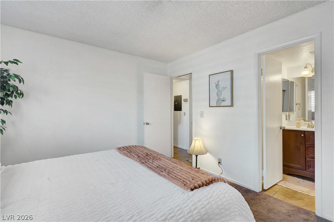 1108 North Cimarron Road 101 Property Photo 16
