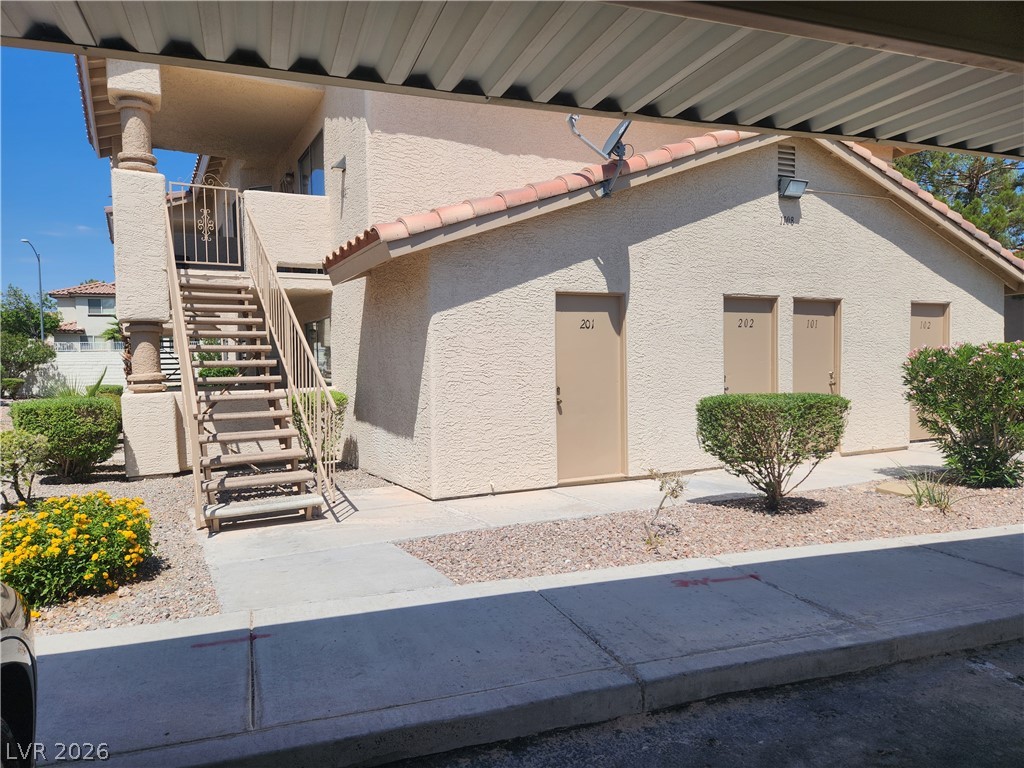 1108 North Cimarron Road 101 Property Photo 24