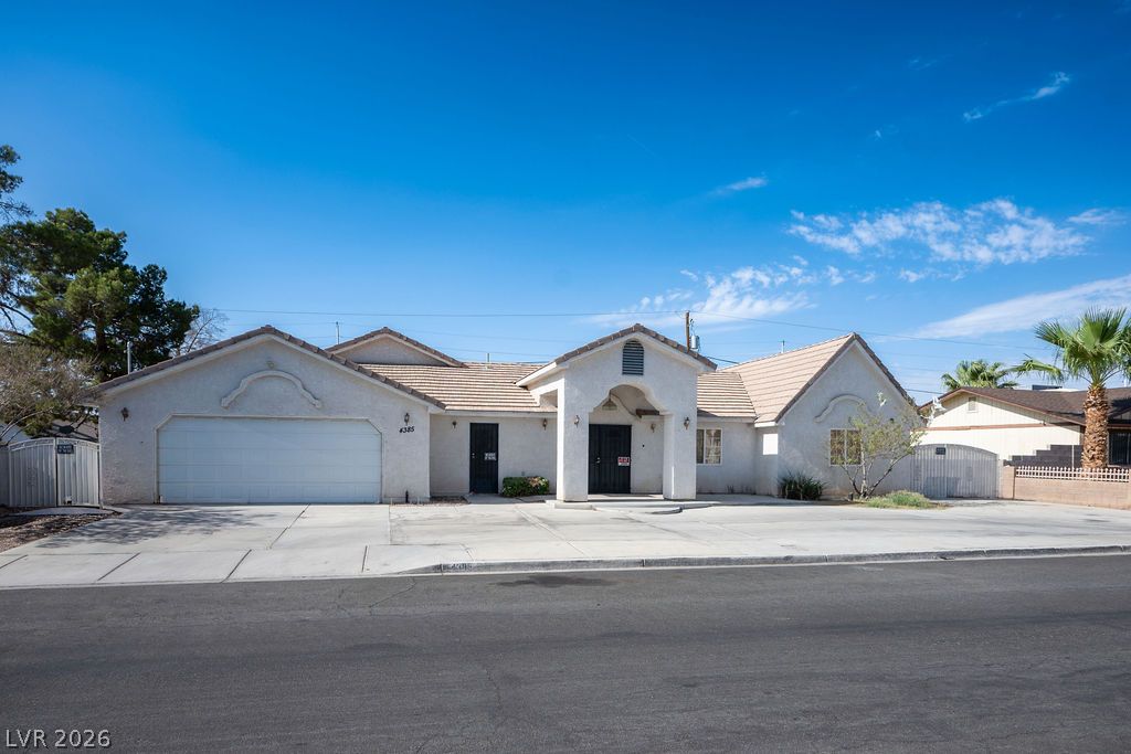 4385 Welter Avenue Property Photo