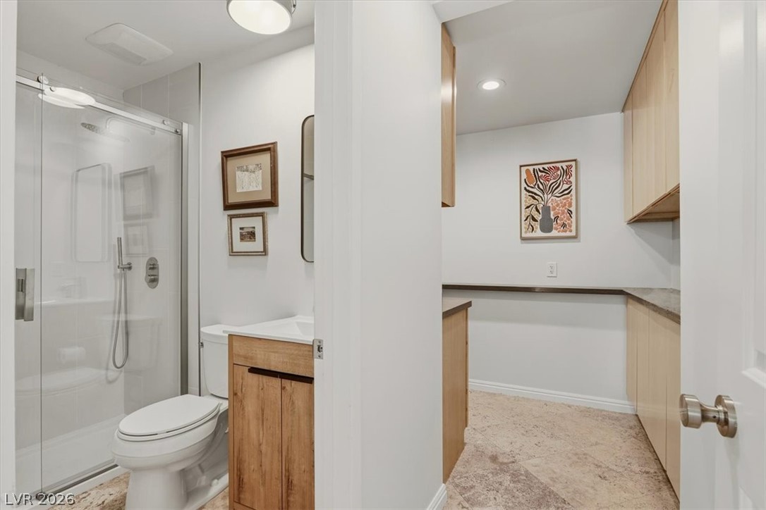 3007 La Mesa Drive Property Photo 14