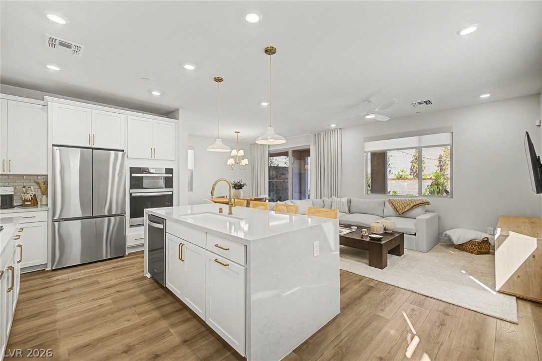 1575 Crested Eagle Street Property Photo 13
