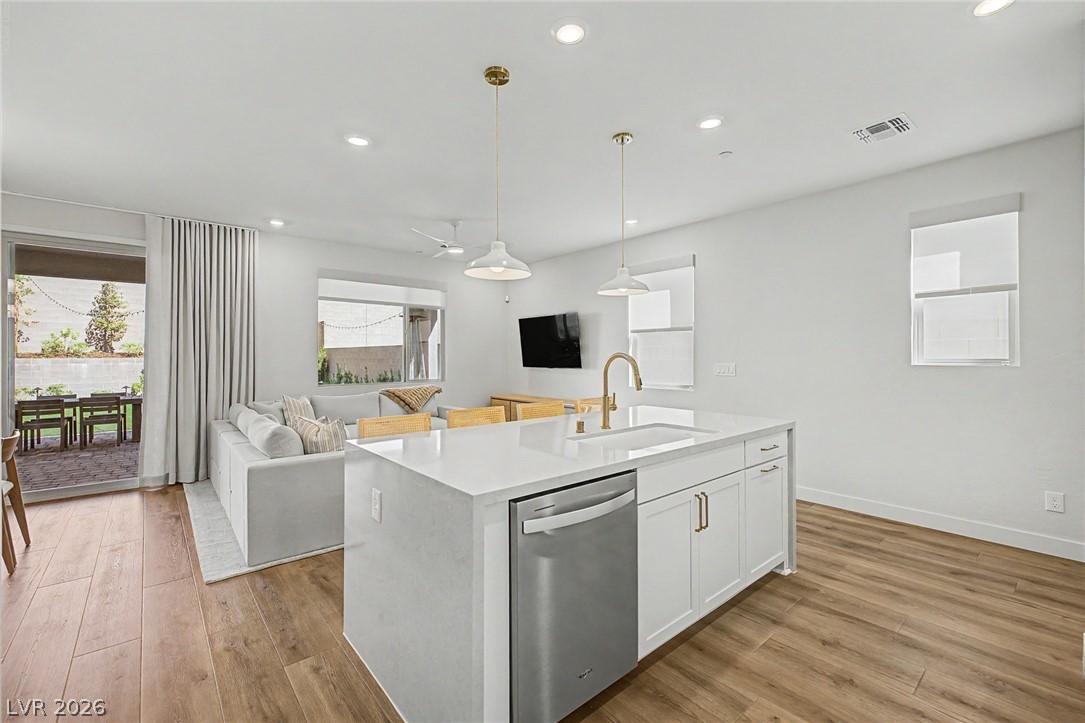 1575 Crested Eagle Street Property Photo 16