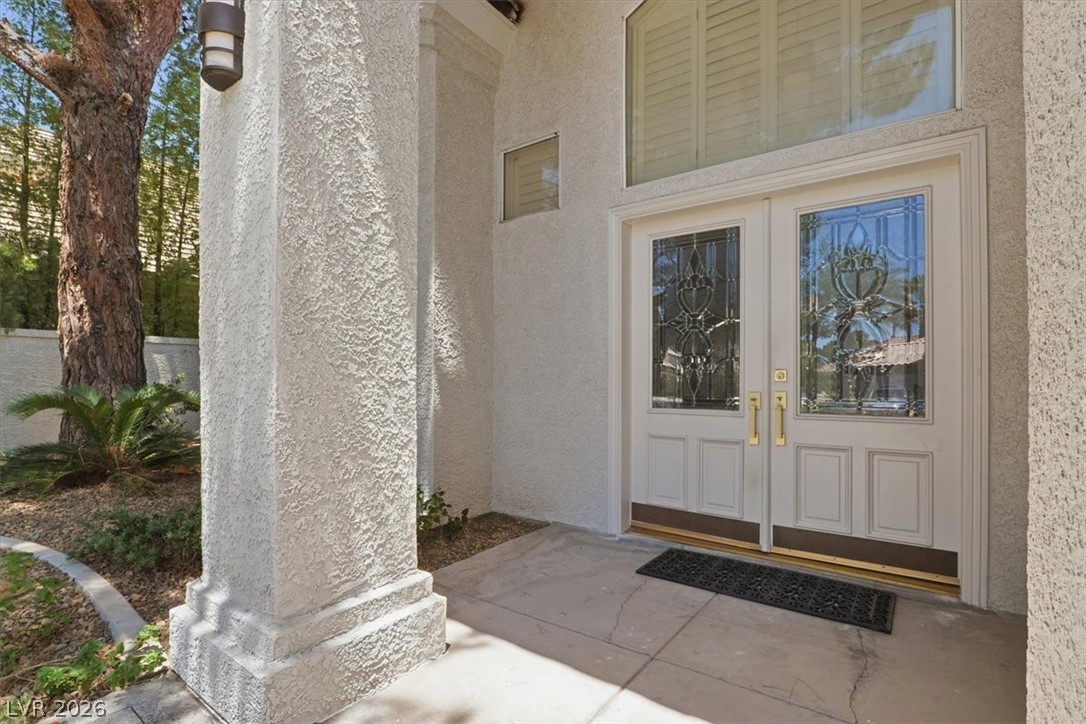 1888 Woodhaven Drive Property Photo 6