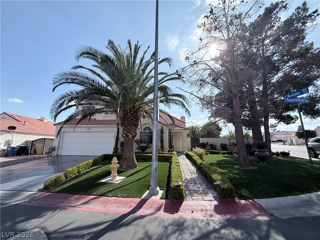 3825 Manhattan Bridge Place Property Photo 5