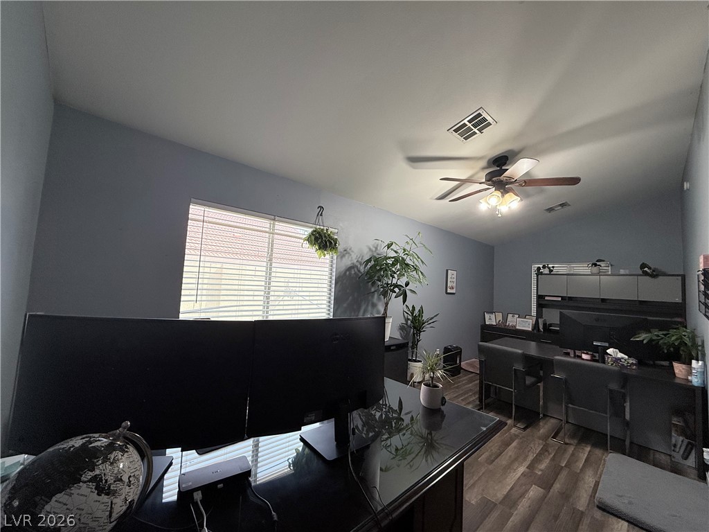 3825 Manhattan Bridge Place Property Photo 15