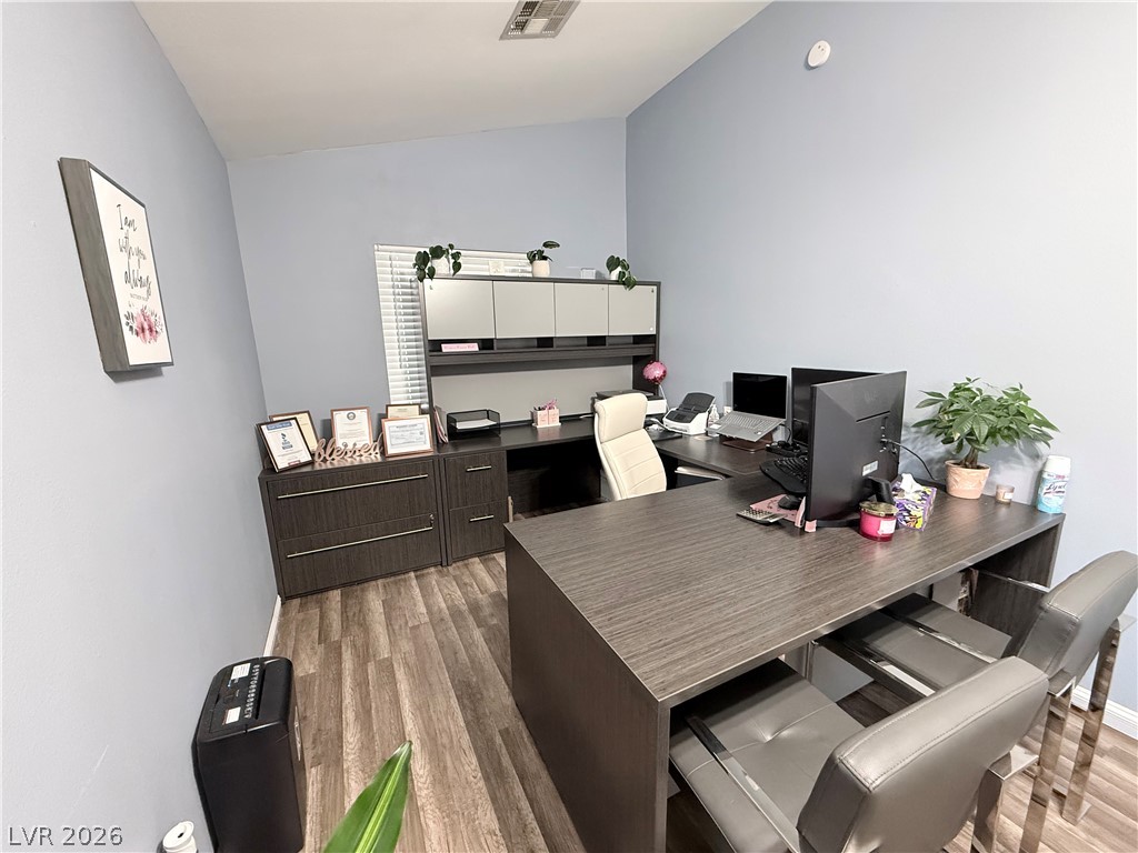 3825 Manhattan Bridge Place Property Photo 16