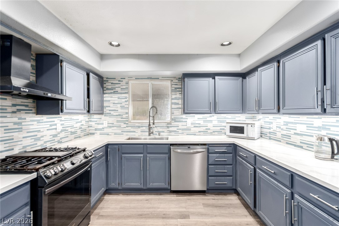 3825 Manhattan Bridge Place Property Photo 18