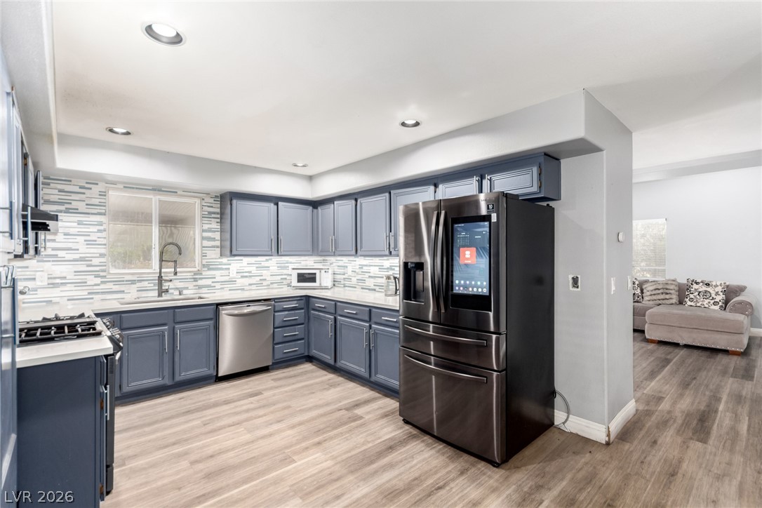 3825 Manhattan Bridge Place Property Photo 19