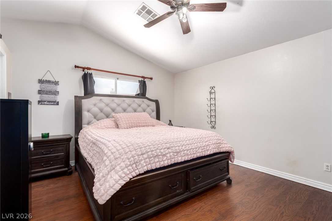 3825 Manhattan Bridge Place Property Photo 20