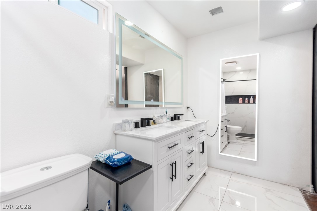 3825 Manhattan Bridge Place Property Photo 24