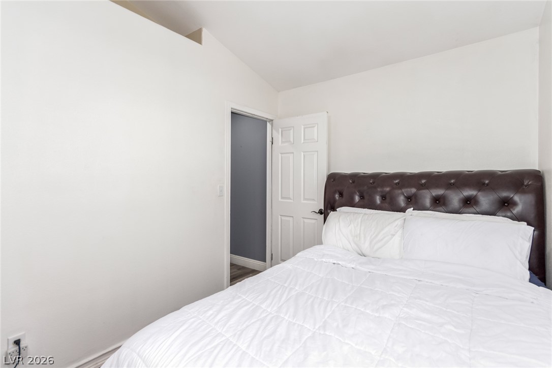 3825 Manhattan Bridge Place Property Photo 32