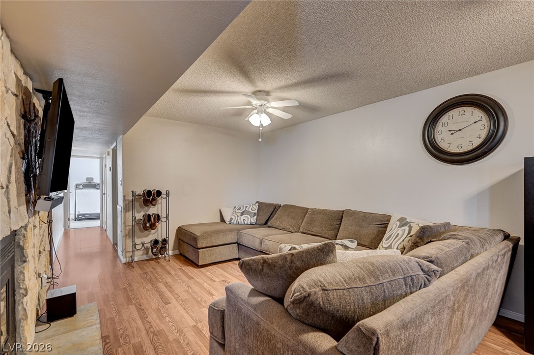 1424 Pueblo Drive Property Photo 7