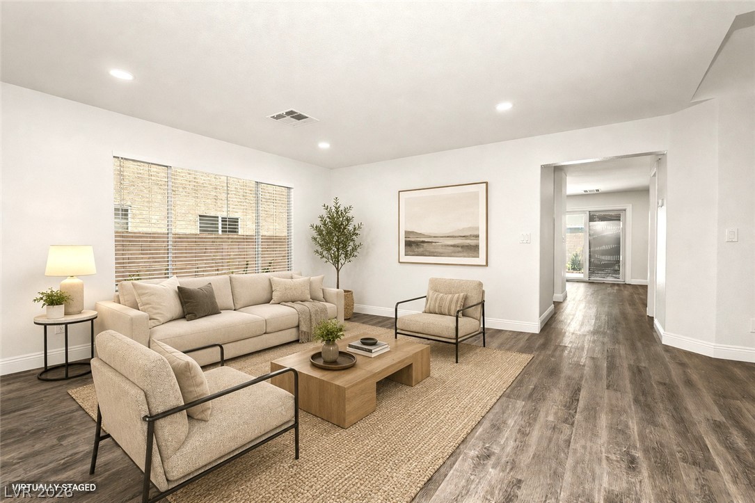 1100 Milpas Lane Property Photo 4